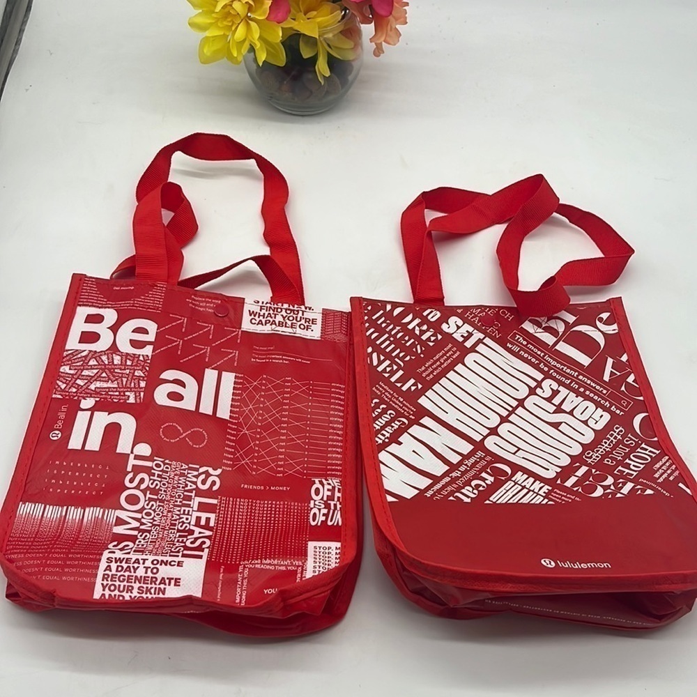 Lululemon Red White small tote bags lot of 2